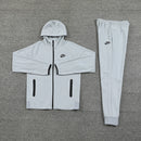 Kit treino Nike  ( Capucho)