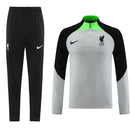 Kit treino Liverpool